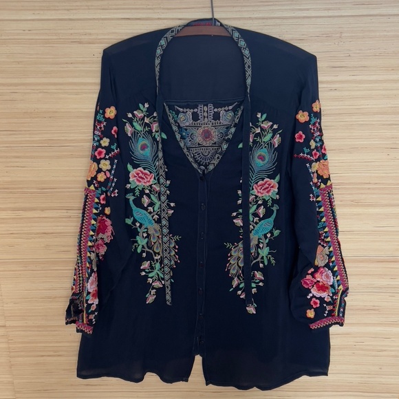 Johnny Was floral rayon embroidered tunic top sz XS blue multicolor buttons tie - Picture 1 of 16